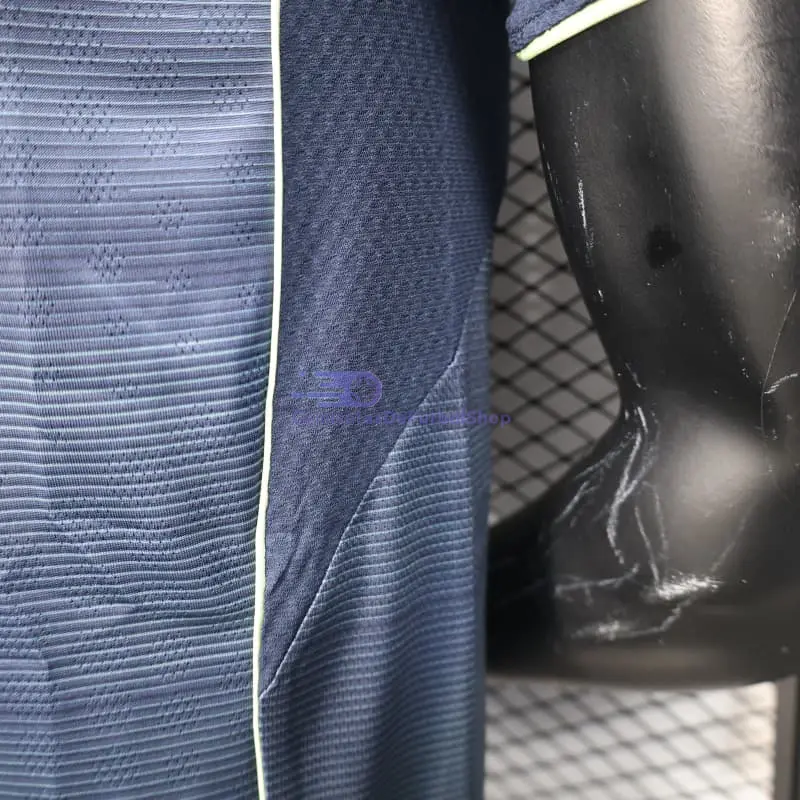 Camiseta Real Madrid 2025/2026  2ª Equipación Azul Marino con Parche HP (EDICIÓN JUGADOR)