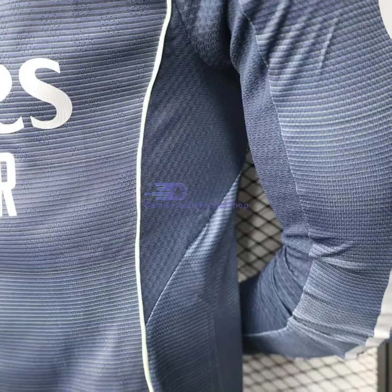 Camiseta Real Madrid 2025/2026 2ª Equipación ML Azul Marino con Parche HP (EDICIÓN JUGADOR)