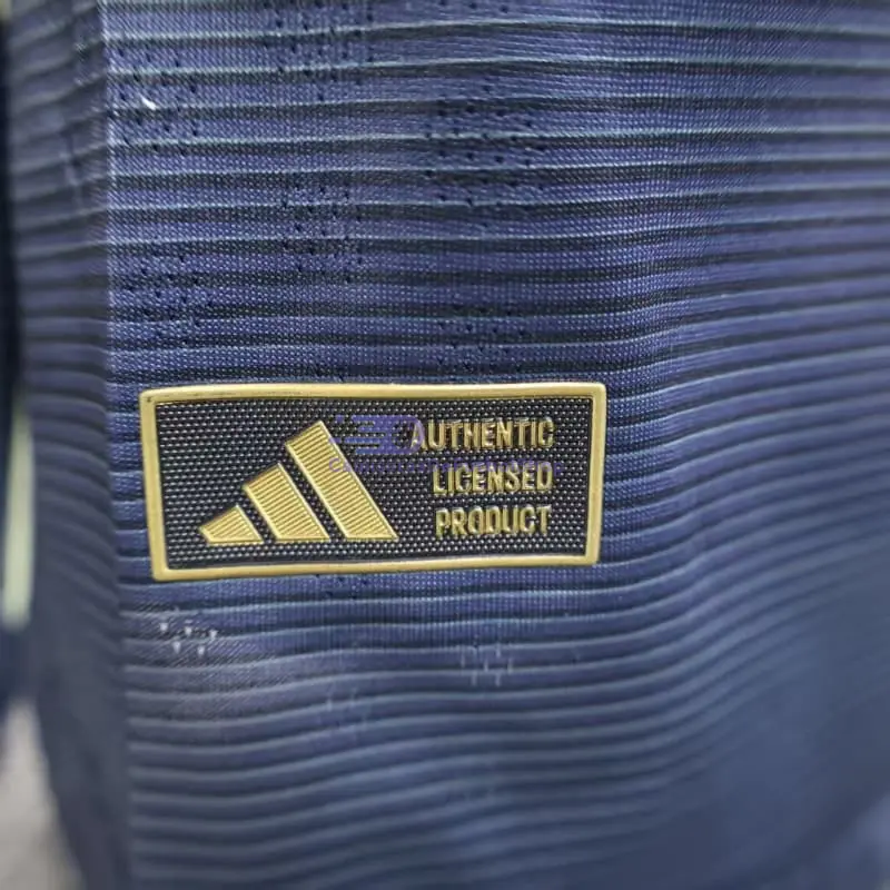 Camiseta Real Madrid 2025/2026 2ª Equipación ML Azul Marino con Parche HP (EDICIÓN JUGADOR)