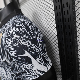 Camiseta Real Madrid Negro/Blanco/Dorado 2024/2025 (EDICIÓN JUGADOR)