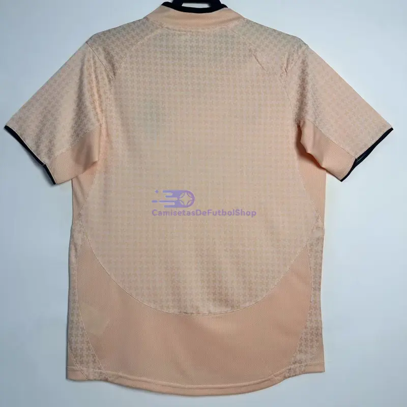 Camiseta Juventus 2003/04 2ª Equipación Retro Rosa Claro