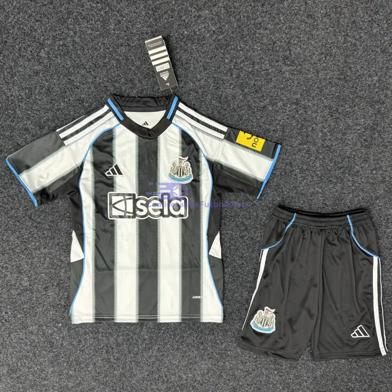 Camiseta Newcastle United 2025/2026 1ª Equipación Negro/Blanco Niño Kit