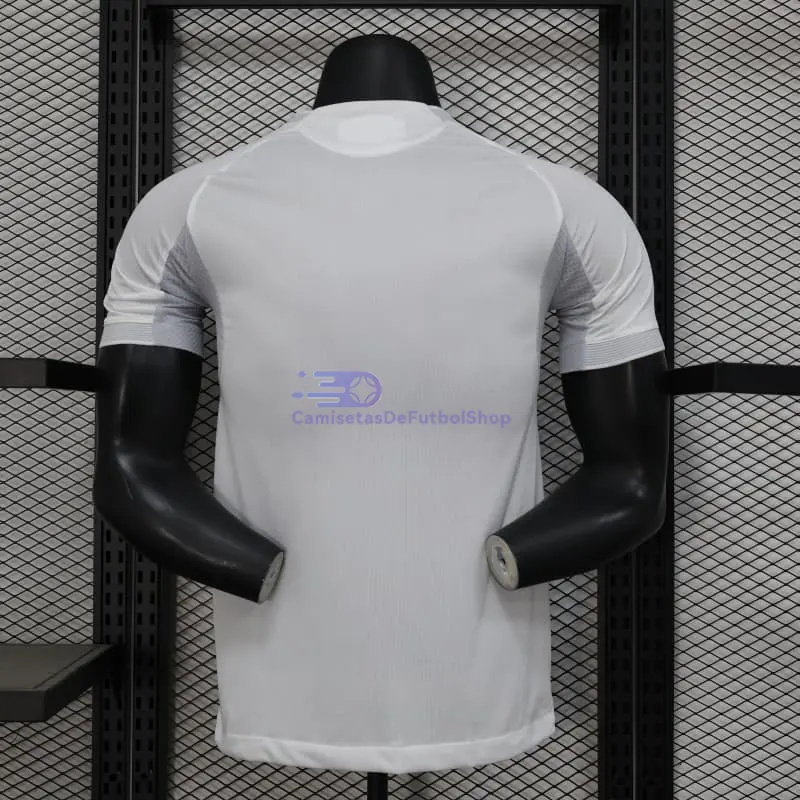 Camiseta Real Madrid 2025/2026 1ª Equipación Blanco con Parche HP (EDICIÓN JUGADOR)