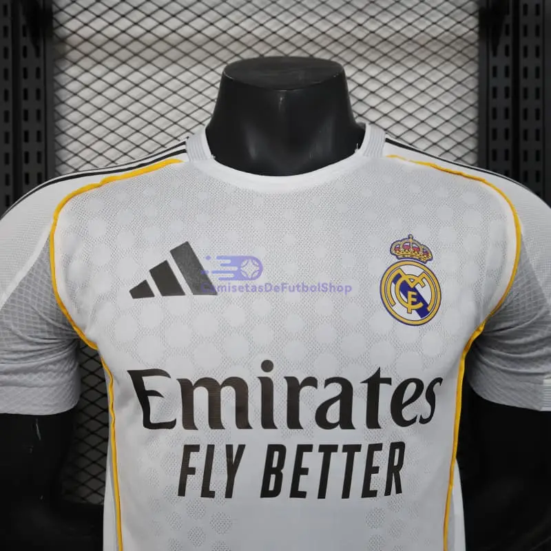 Camiseta Real Madrid 2025/2026 1ª Equipación Blanco con Parche HP (EDICIÓN JUGADOR)
