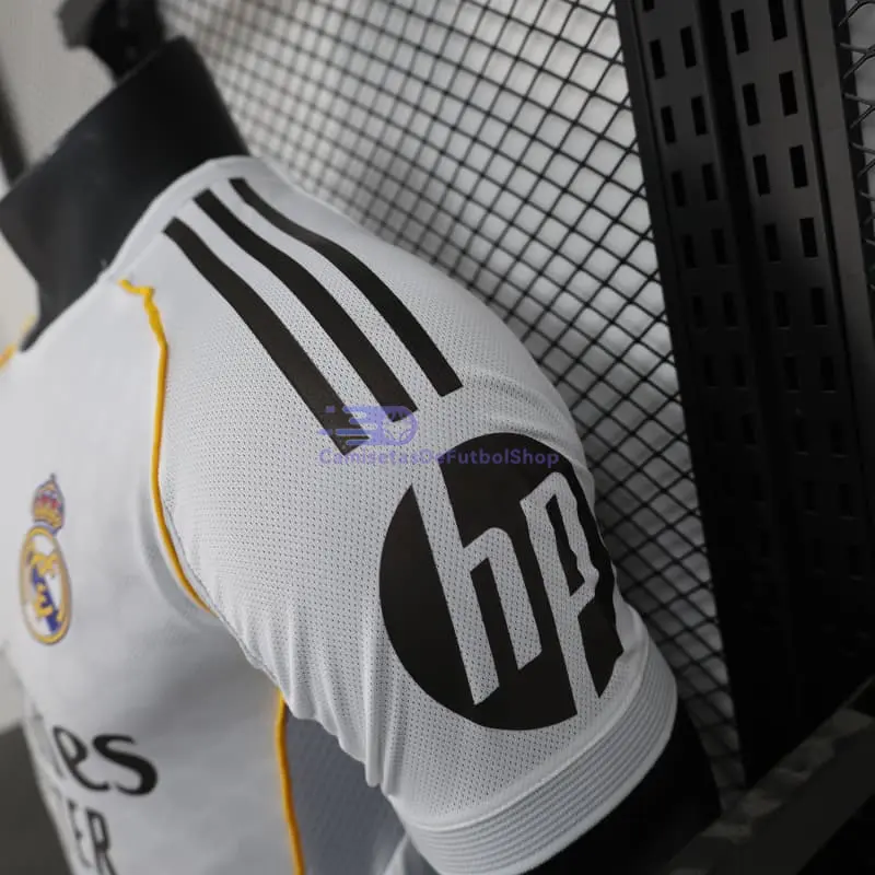 Camiseta Real Madrid 2025/2026 1ª Equipación Blanco con Parche HP (EDICIÓN JUGADOR)