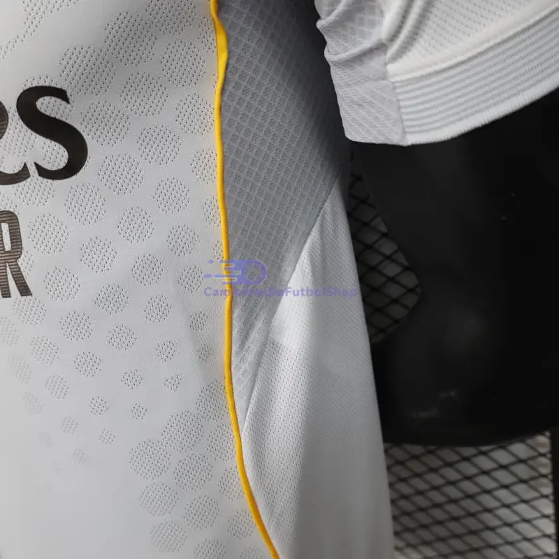 Camiseta Real Madrid 2025/2026 1ª Equipación Blanco con Parche HP (EDICIÓN JUGADOR)