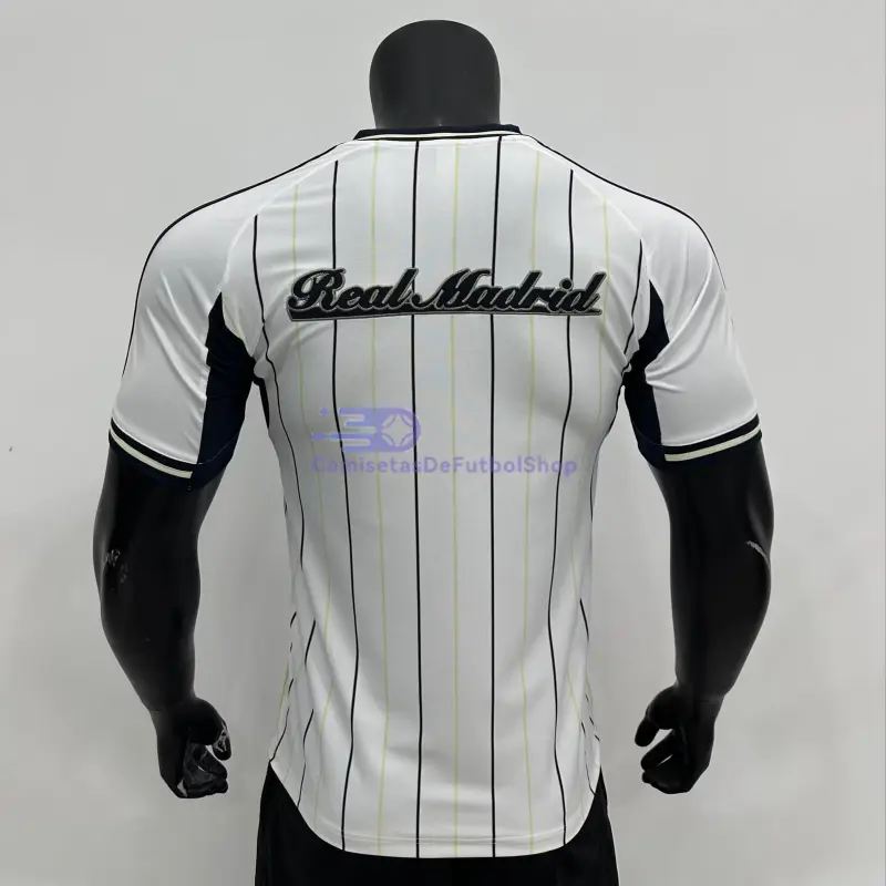 Camiseta Real Madrid 2025/2026 Baseball Shirt Blanco/Azul Marino (EDICIÓN JUGADOR)