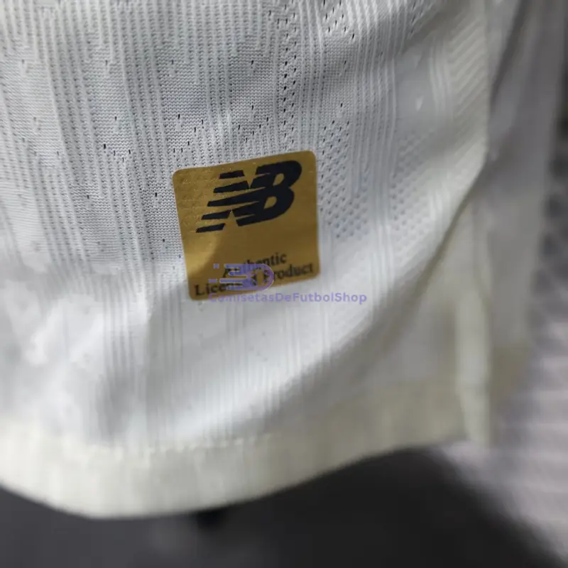 Camiseta Leverkusen 2025/2026 2ª Equipación Rosa/Blanco (EDICIÓN JUGADOR)