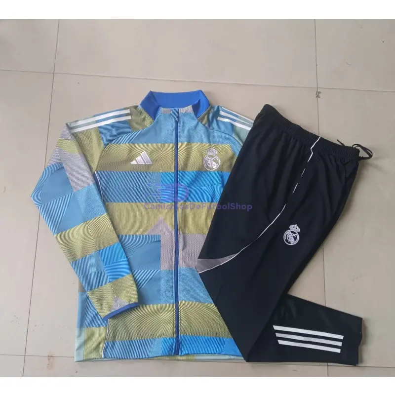 Chandal Real Madrid 2025/2026 Niño en Azul y Verde a Rayas