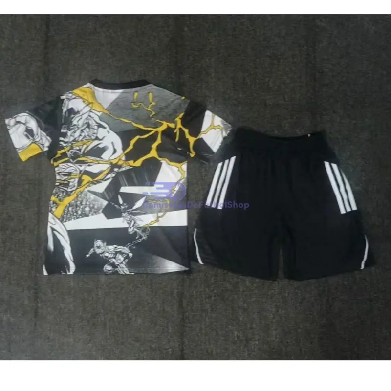 Camiseta Real Madrid x Marvel 2025/2026 Edición Especial Niño Kit