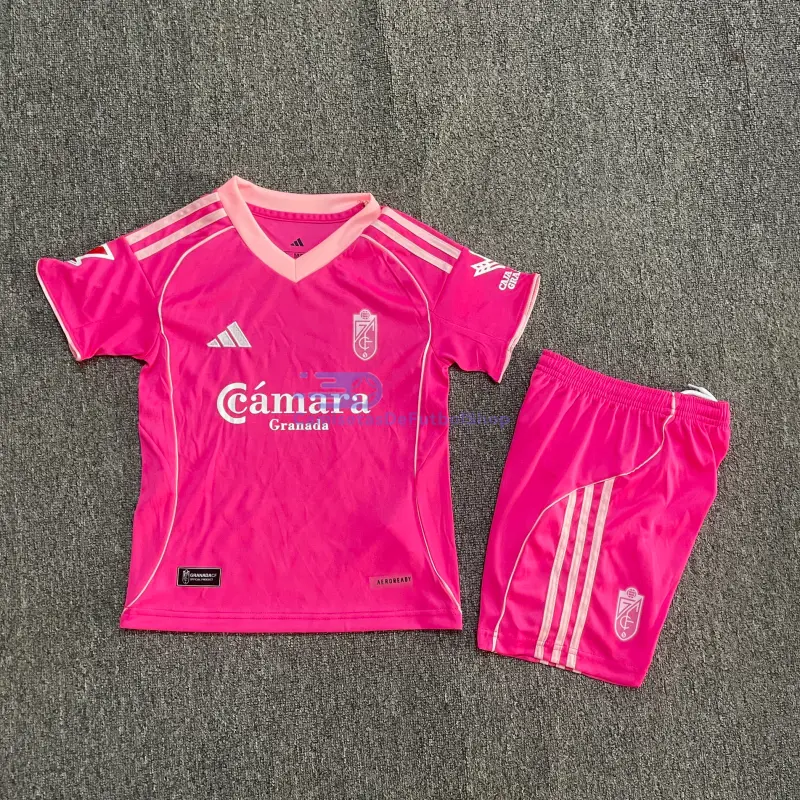 Camiseta Granada 2025/2026 4ª Equipación Rosa Niño Kit con Parche La Liga
