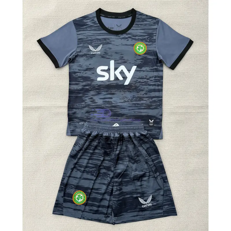 Camiseta de Portero Irland Mundial 2026 3ª Equipación Gris/Negro Niño Kit