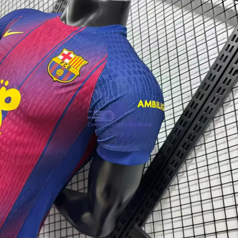 Camiseta Barcelona x Olivia Rodrigo 2025/2026 Azul/Rojo (EDICIÓN JUGADOR)