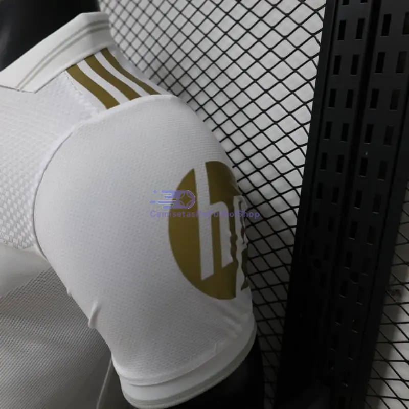 Camiseta Real Madrid 2026/2027 Edición Especial Blanco con Parche HP (EDICIÓN JUGADOR)